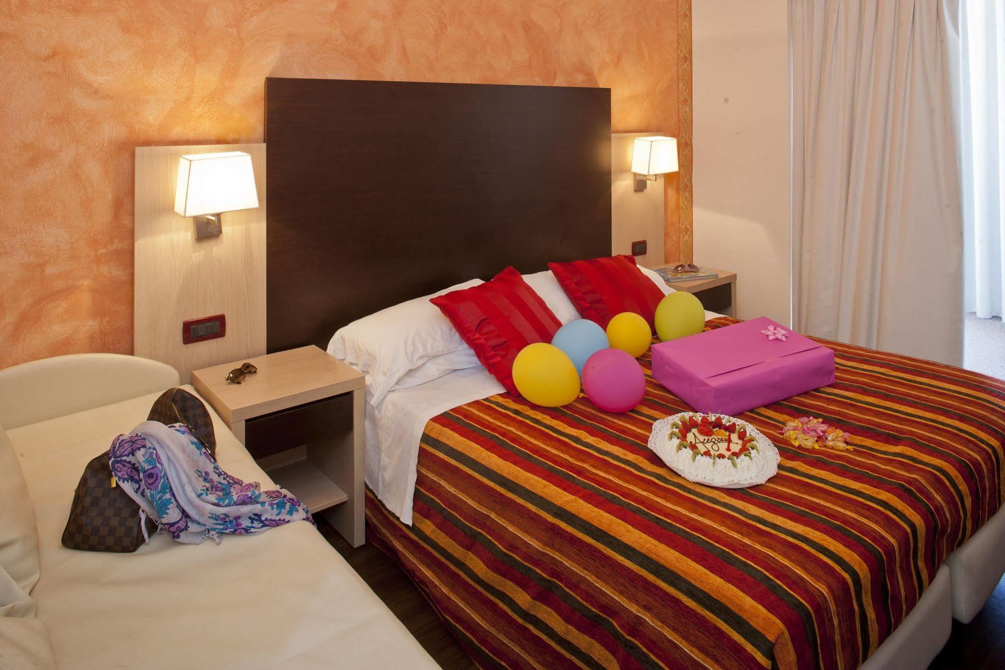 Park Hotel Serena Viserbella di Rimini Esterno foto