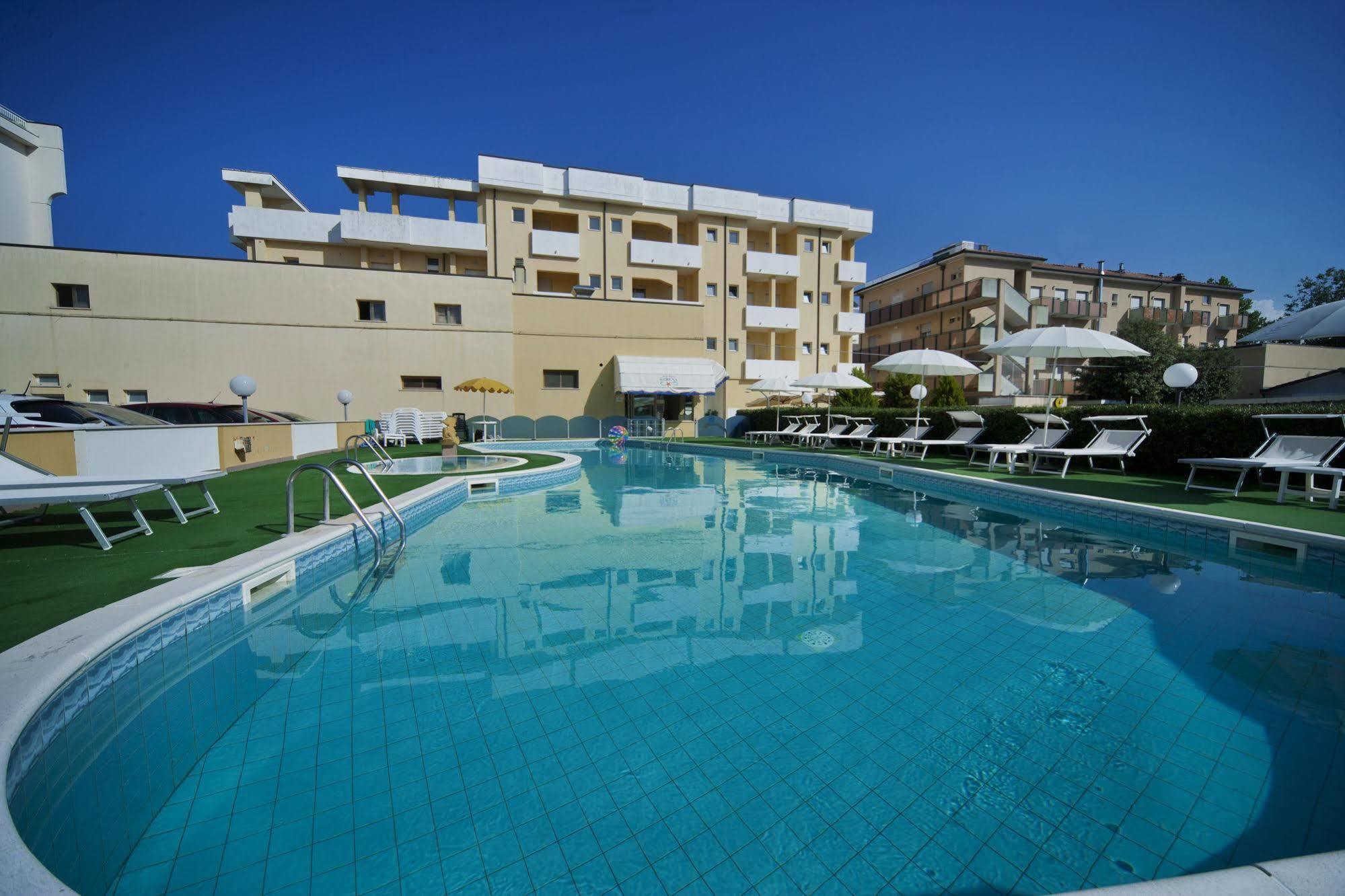 Park Hotel Serena Viserbella di Rimini Esterno foto